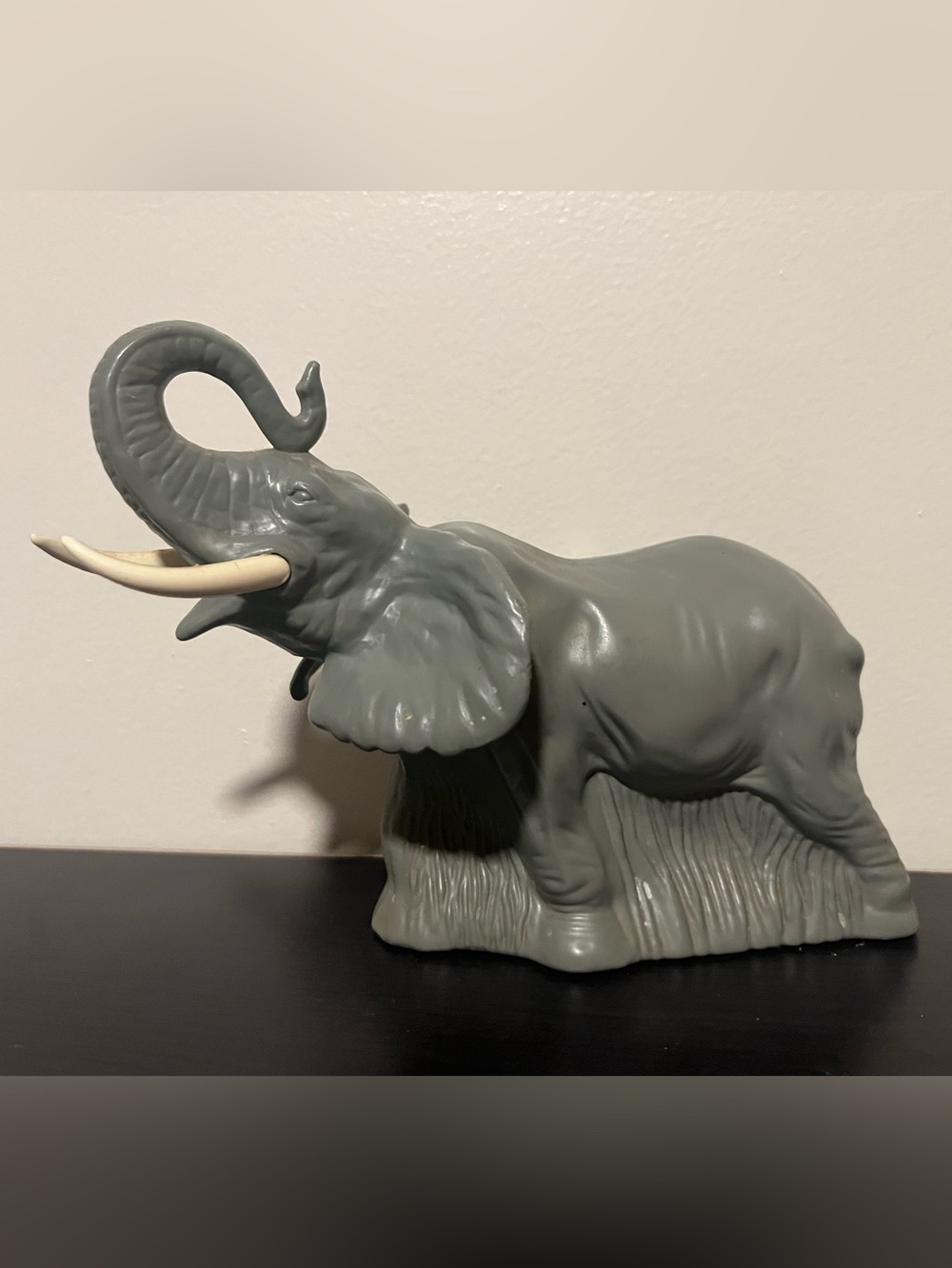 Avon Vintage “Majestic Elephant” Wild Country After Shave Decanter Bottle